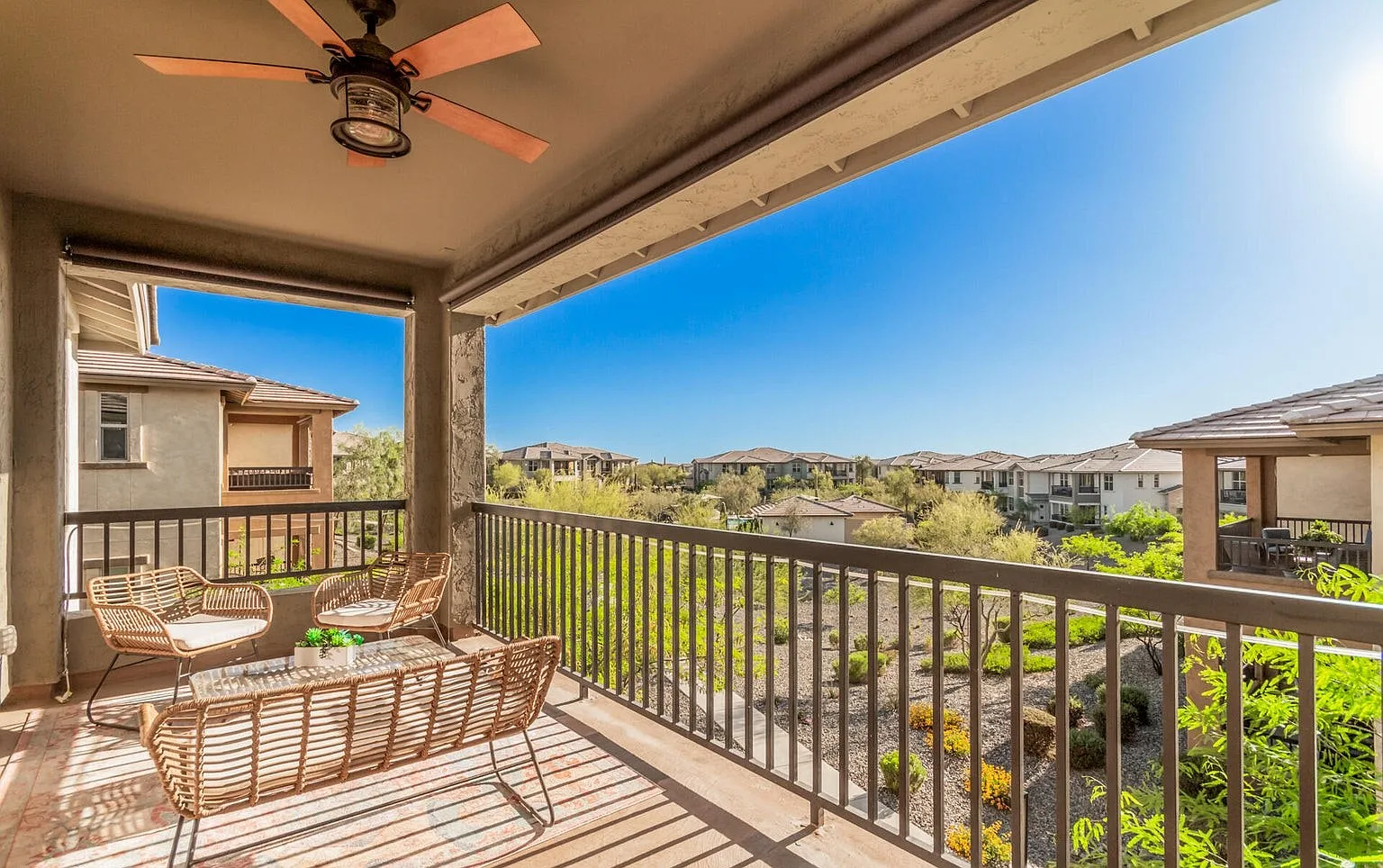3 bed, 2074 sqft, $5,000 — Photo 1