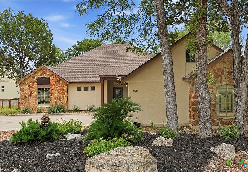 1st image of 808 Elmwood Cv