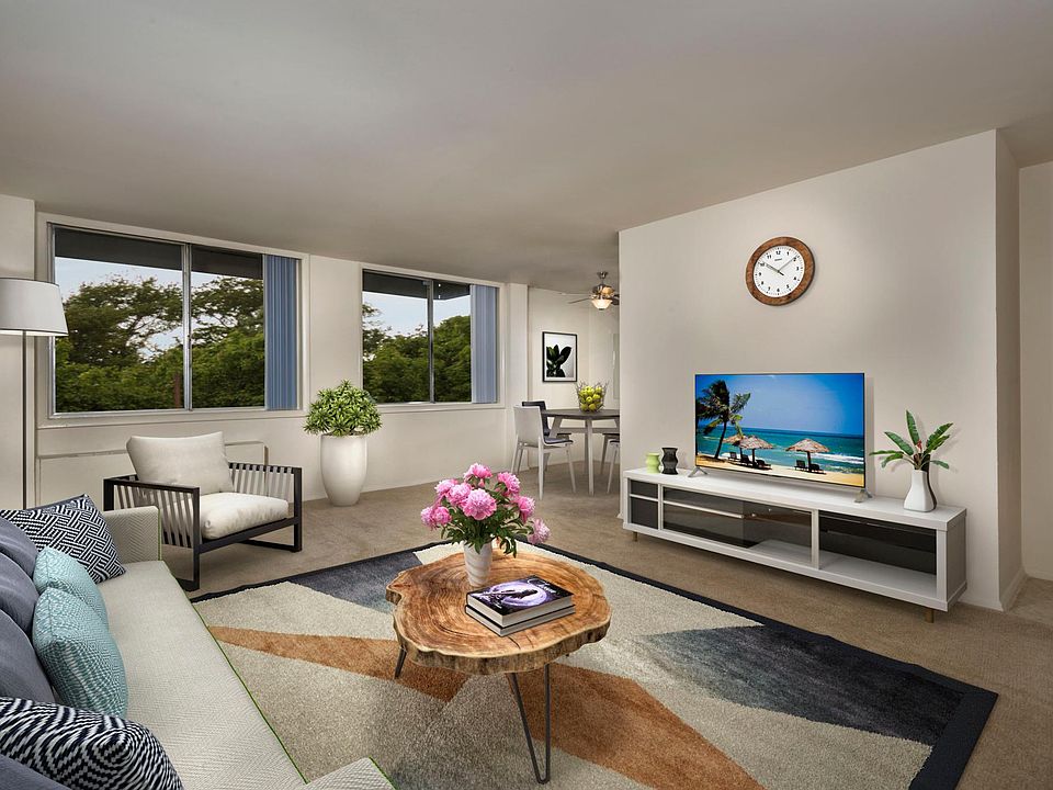 Spacious Living and Dining Area