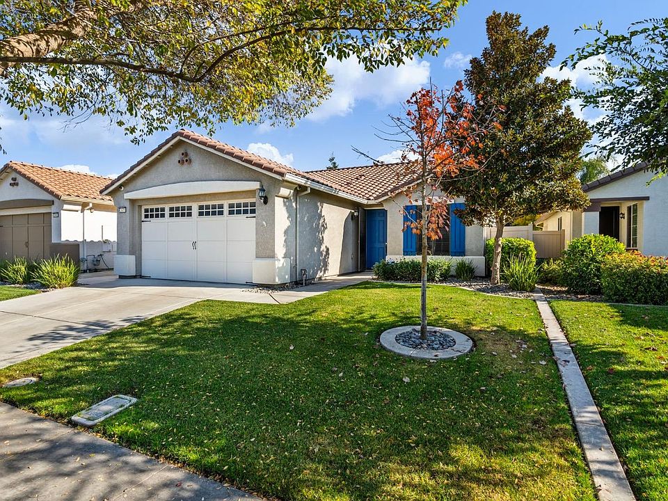 1st image of 2478 Shady Oak Pl