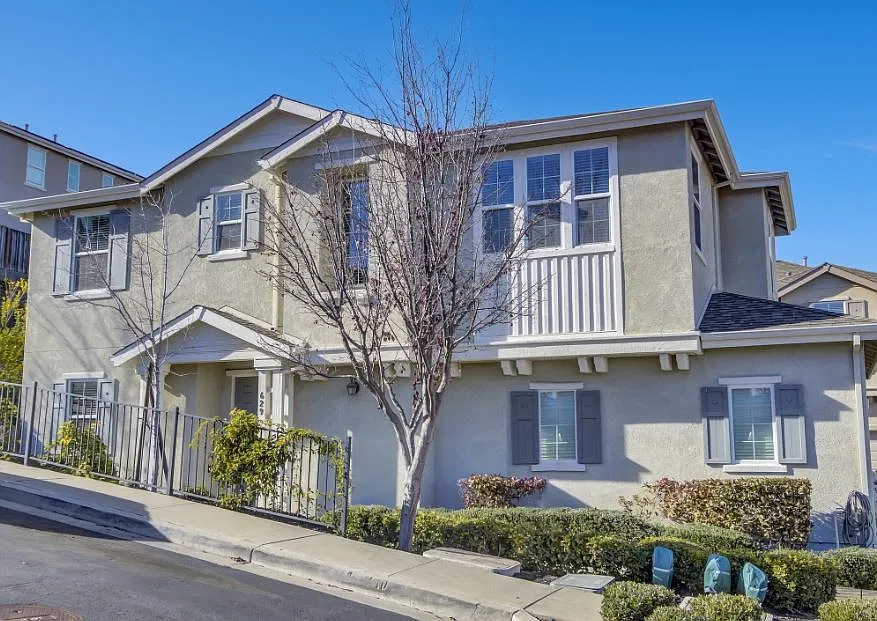 629 Falling Star Dr — Photo 1