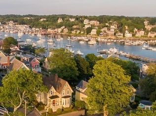1 Clarendon St, Gloucester, MA 01930