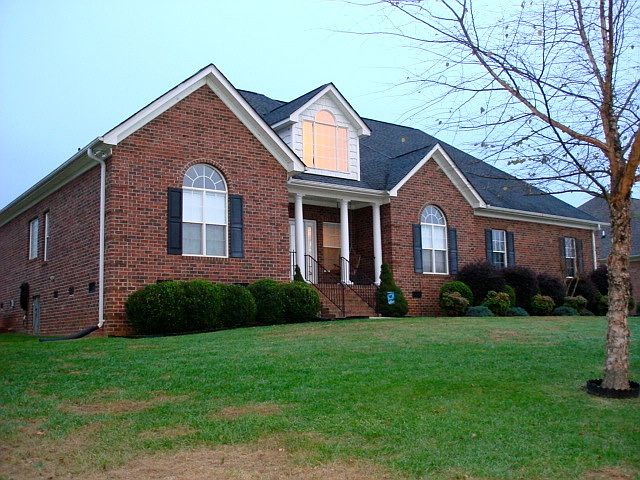 1st image of 2996 Weatherfield Dr