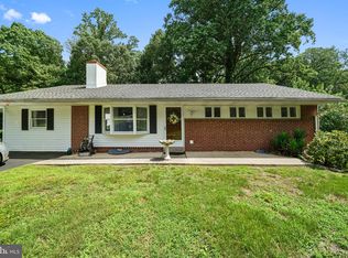 819 Ridley Creek Dr, Media, PA 19063