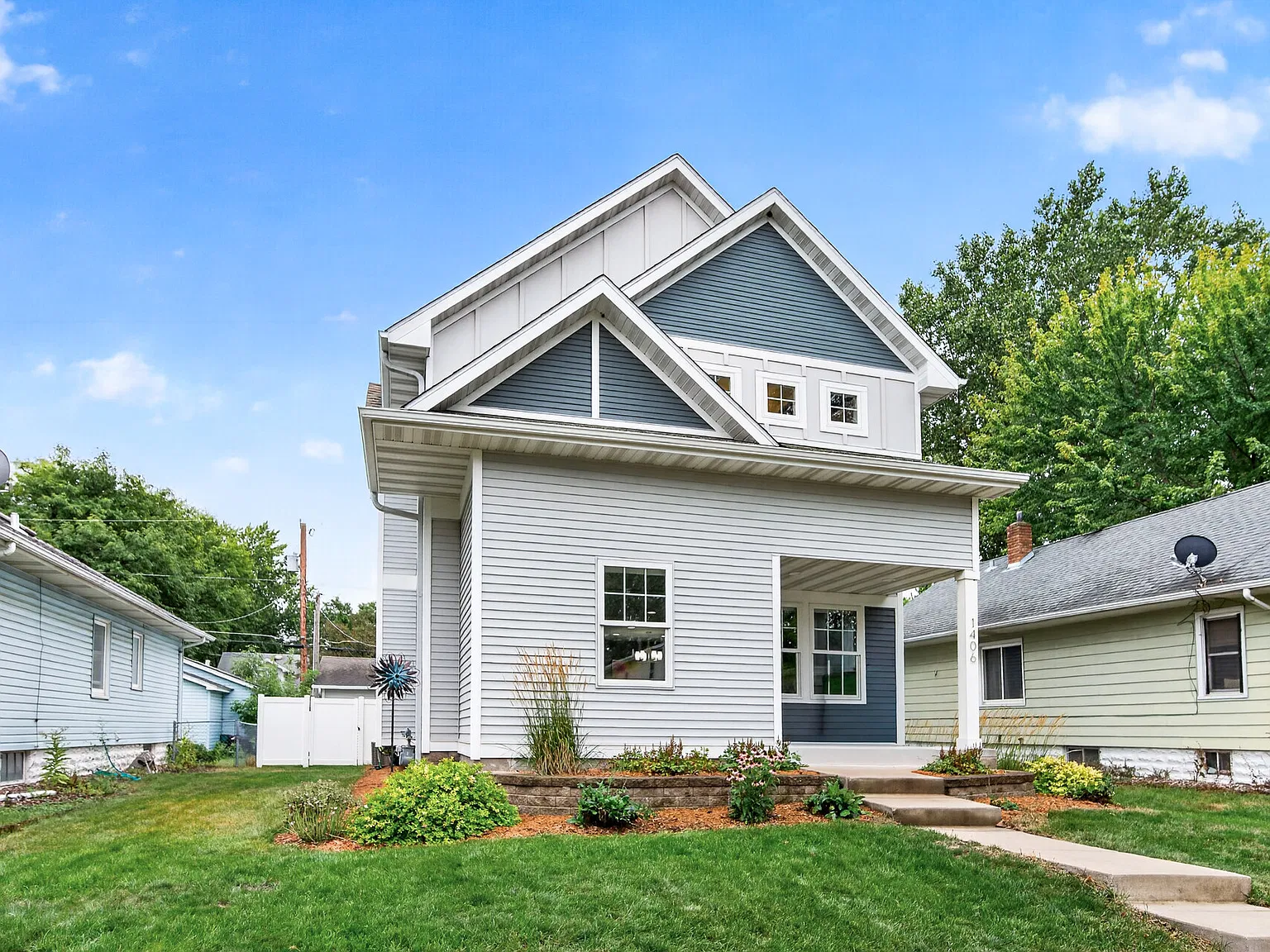 1406 Juliet Ave — Photo 2