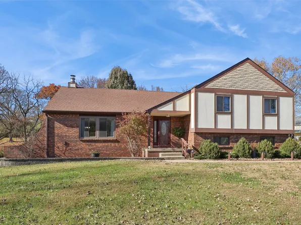 33066 Walnut Pl, Waukee, IA 50263