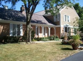 1465 Shire Cir #3, Inverness, IL 60067