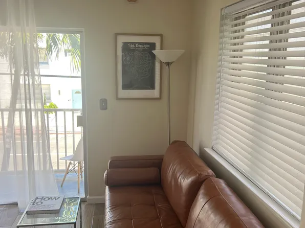 7720 Harding Ave APT 8, Miami Beach, FL 33141
