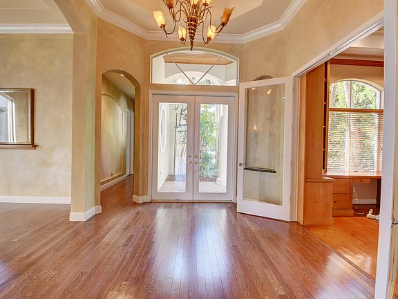 Home For Sale In Addison Reserve