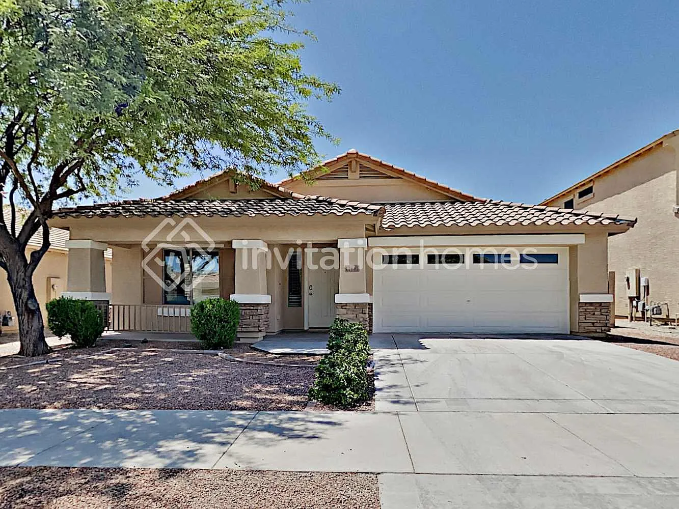 17617 W Voltaire St Surprise, AZ 85388 — Photo 1