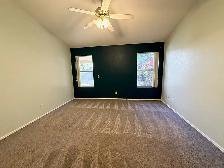 4207 E Juanita Ave — Photo 6