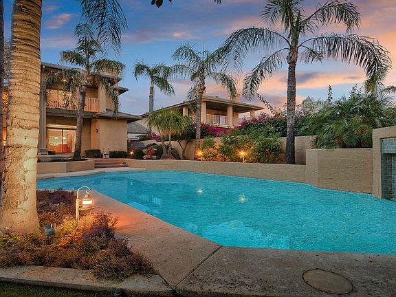 3rd image of 3109 E San Juan Ave