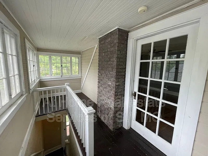 2 bed, 1.0 bath, 800 sqft, $855 — Photo 4