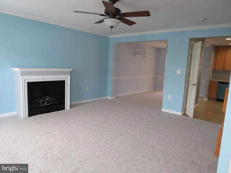 46 Desert Rose Way — Photo 8
