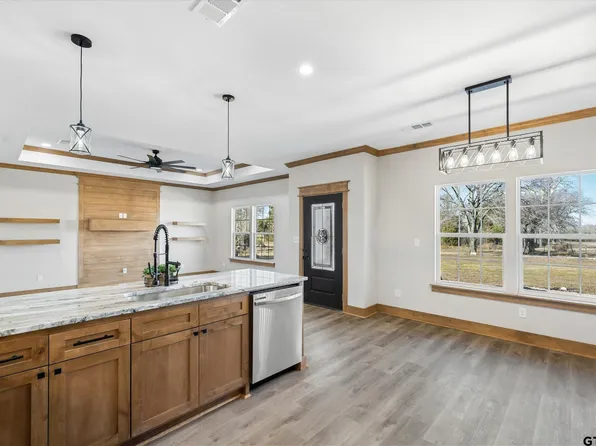 776 Vz County Road 4118, Canton, TX 75103