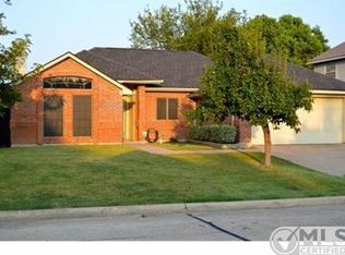 6101 Fern Meadow Rd, Arlington, TX 76017