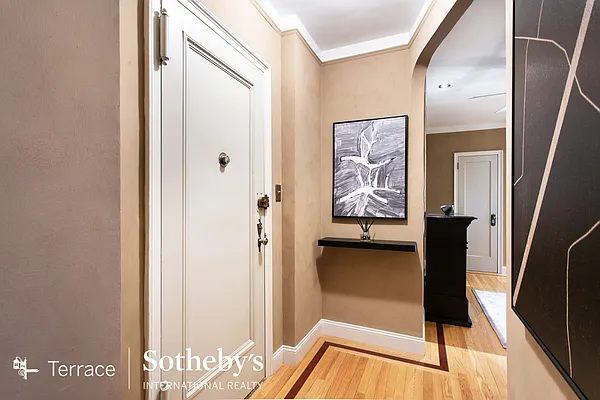 Sold by Terrace Sotheby's International Realty | media 14