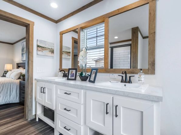 1800 Oak Grove Rd E #258, Burleson, TX 76028