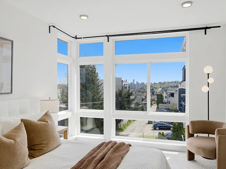 4106B Linden Ave N #B — Photo 15