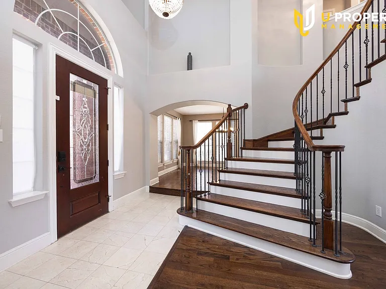 1687 Sandstone Dr — Photo 6