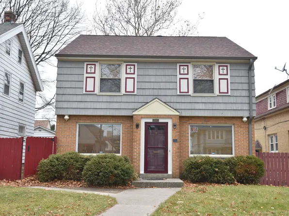 3017 N 53rd St, Milwaukee, WI 53210
