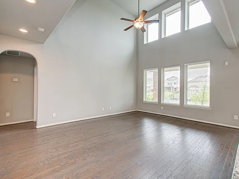 24331 Kee Cresta Ct — Photo 15