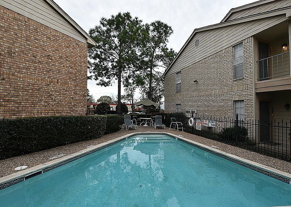 1st image of 12550 Whittington Dr #3/312