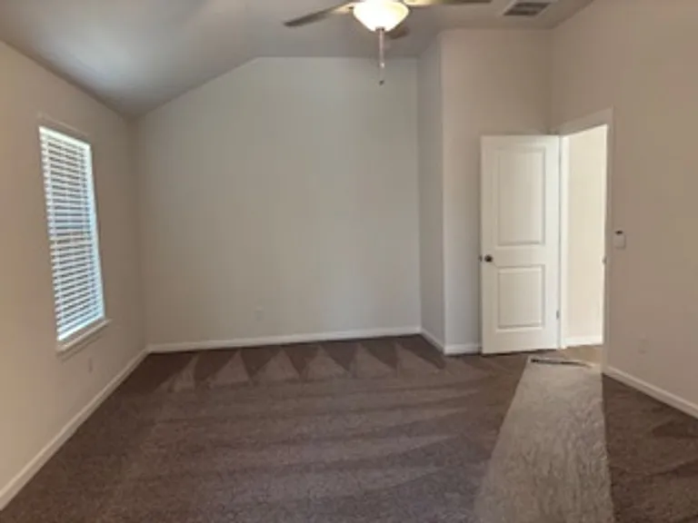 18112 Austin Ct — Photo 13