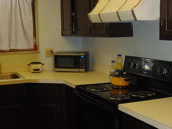 5th image of 1328 Sequoia Dr