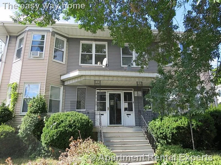 55 Marion St — Photo 17
