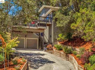 6366 Heather Ridge Way, Oakland, CA 94611