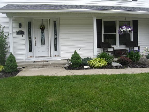 4th image of 29 Country Knoll Dr
