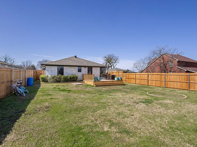 411 N Arizona Dr — Photo 30