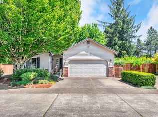 1041 Irving Rd, Eugene, OR 97404