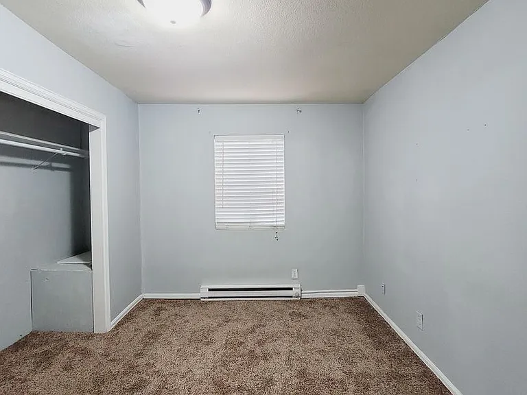 112 N Walnut St — Photo 12