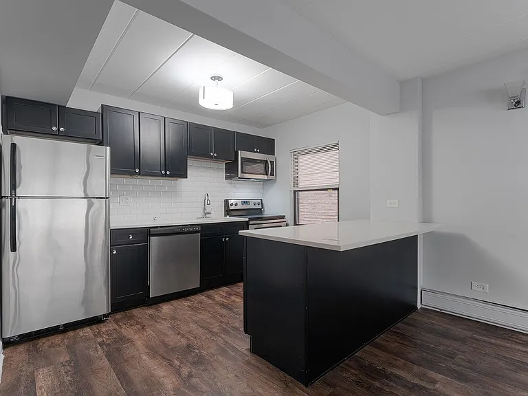 6007 N Kenmore Ave — Photo 35