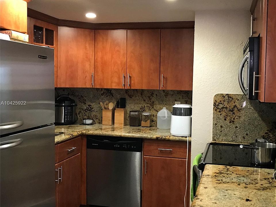1st image of 1440 Brickell Bay Dr APT 601
