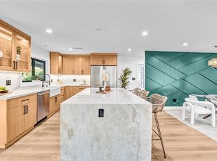 15577 Otsego St, Encino, CA 91436