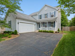 641 Windett Ln, Geneva, IL 60134