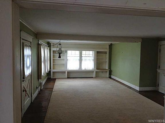 3rd image of 173 Kings Hwy