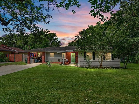 3rd image of 1641 Camphor Dr