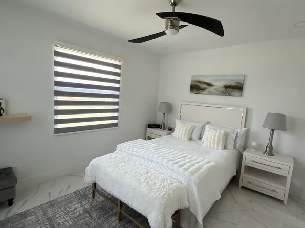3005 NW 42nd Pl, Cape Coral, FL 33993