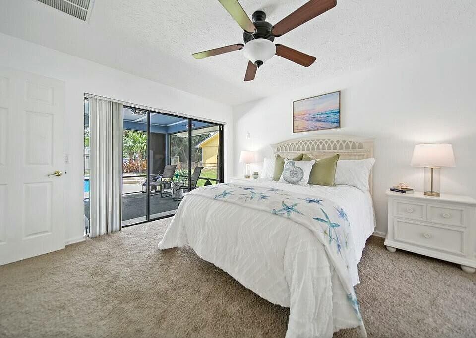 1st image of 870 SW Gardens Boulevard