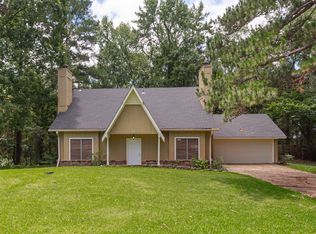 351 Stonecastle Dr, Brandon, MS 39047