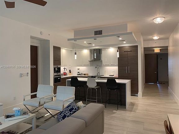 4th image of 161 Isle Of Venice Dr APT 202