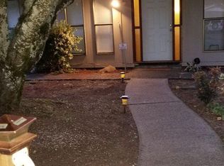 1318 Otter Ln, Oregon City, OR 97045