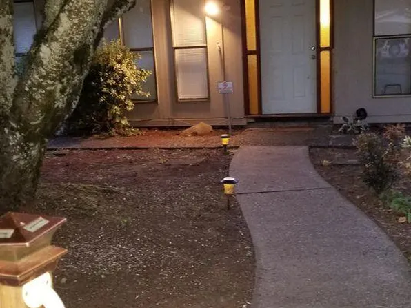 1318 Otter Ln, Oregon City, OR 97045