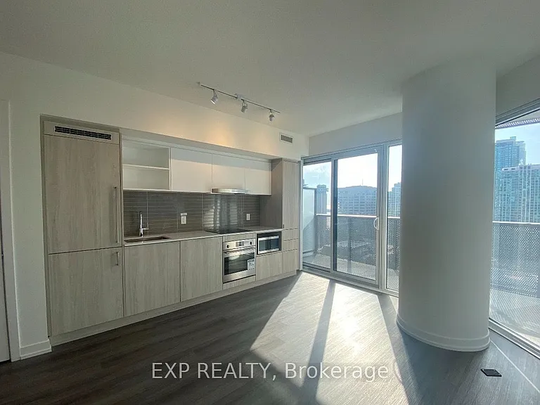 138 Downes St #2815 — Photo 7