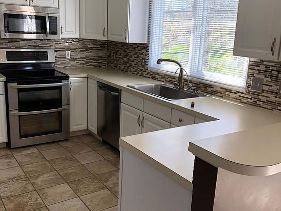 5th image of 1033 Dogwood Meadows Dr SE