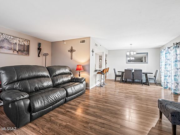 5th image of 4224 N Villas Placitas